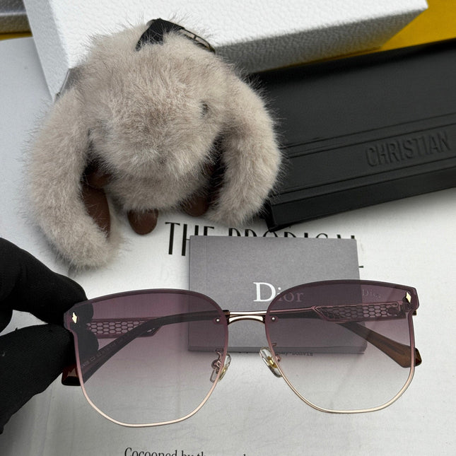 MONTAIGNE SUNGLASS CD8640 IN METAL