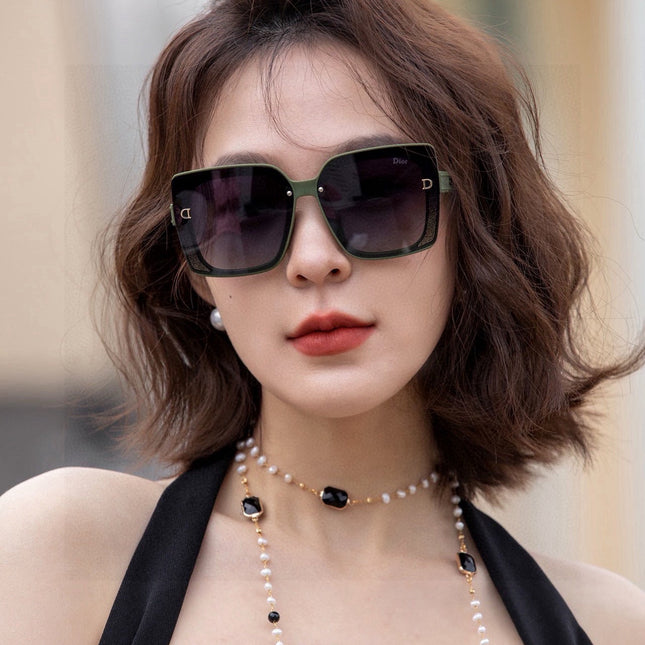 MONTAIGNE SUNGLASS CD1615 IN ACETATE