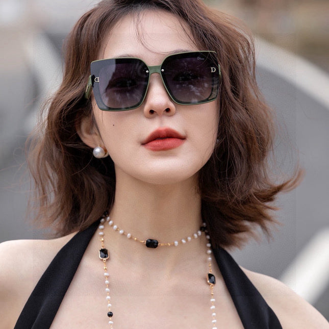 MONTAIGNE SUNGLASS CD1615 IN ACETATE