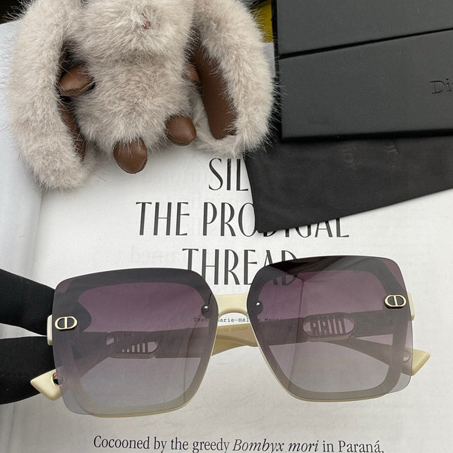 MONTAIGNE SUNGLASS CD5610 IN ACETATE