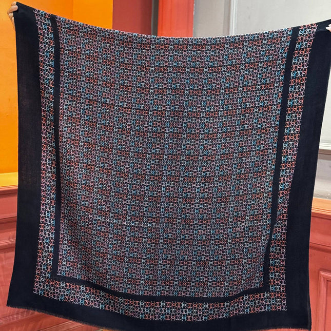 CHANEL 25S SCARF 200 IN CASHMERE 728979