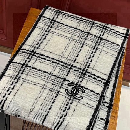 CHANEL 25S SCARF 185 IN CASHMERE 730559