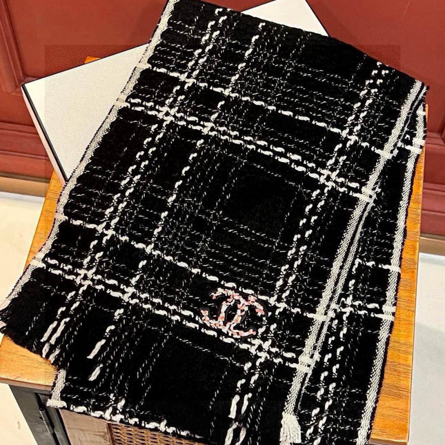 CHANEL 25S SCARF 185 IN CASHMERE 730560
