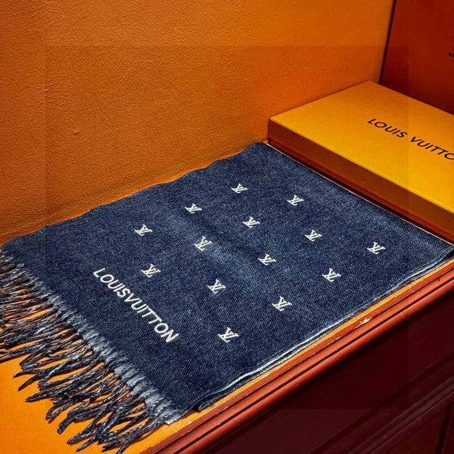LV SCARF 180 CM IN CASHMERE 730570