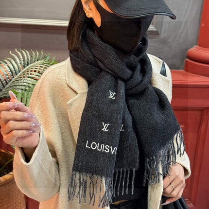 LV SCARF 180 CM IN CASHMERE 730575