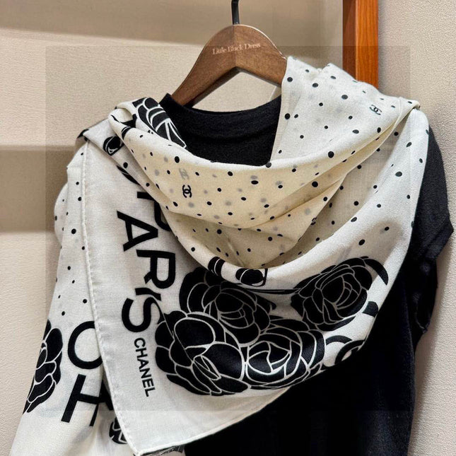 CHANEL 25S SCARF 140 IN SILK 735806