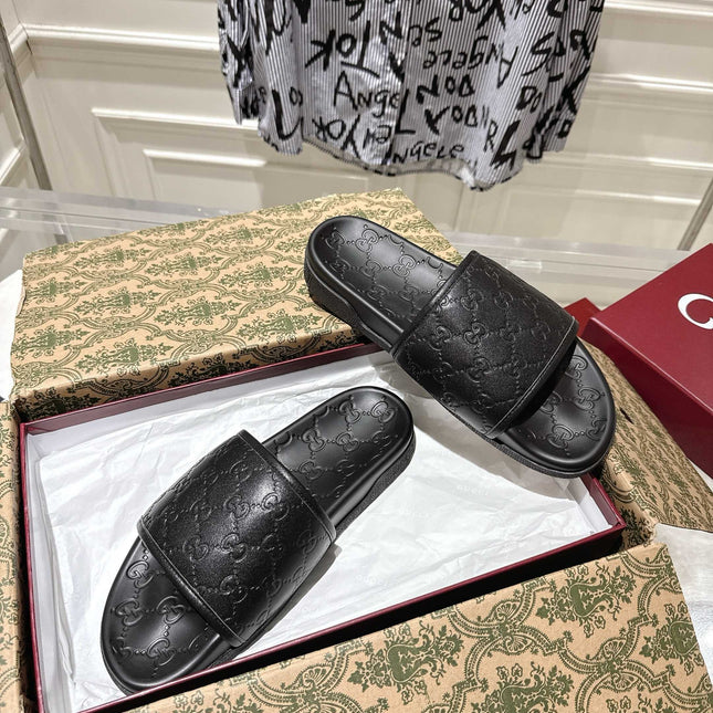 SANDALS 25S IN BLACK LAMBSKIN EMBOSSED LOGO