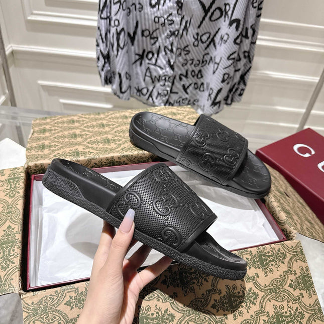 GG SANDALS 25S IN BLACK LAMBSKIN EMBOSSED LOGO