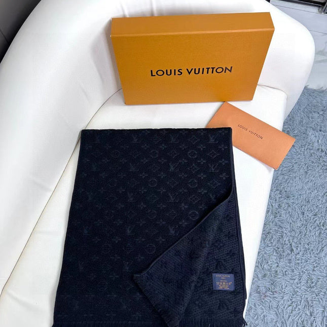 SCARF 180 CM IN BLACK CLASSIC MONOGRAM CASHMERE 396441