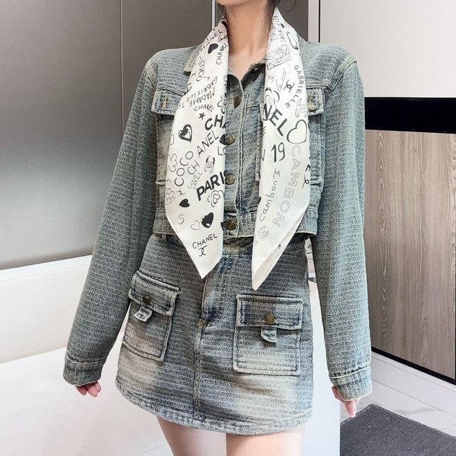 CHANEL 25S SCARF 90 IN SILK 730660