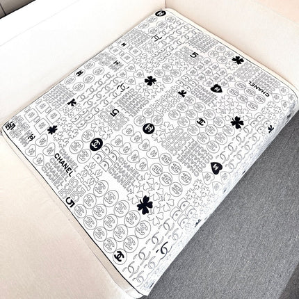 CHANEL 25S SCARF 90 IN SILK 724784