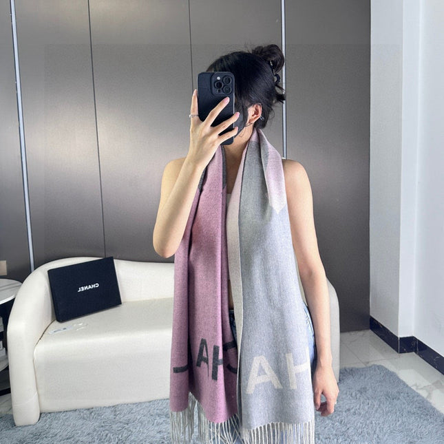 CHANEL 25S SCARF 180 IN CASHMERE 724826
