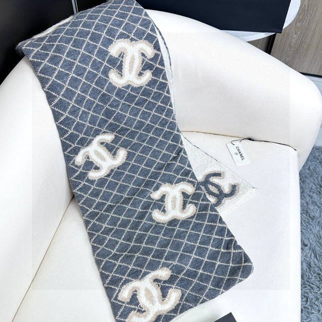 CHANEL 25S SCARF 185 IN CASHMERE 721524