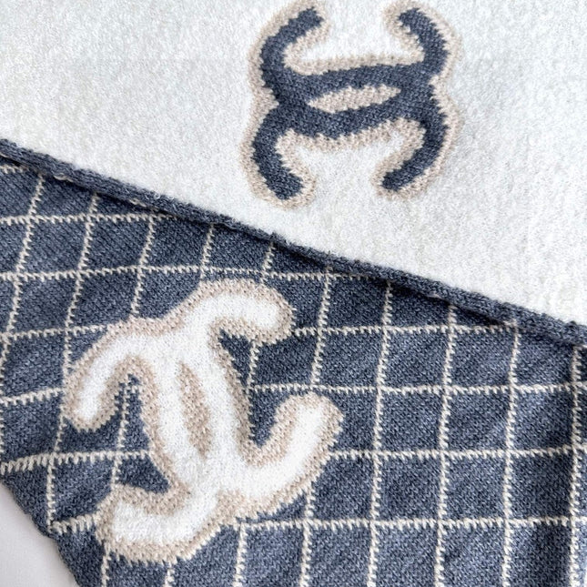 CHANEL 25S SCARF 185 IN CASHMERE 721524