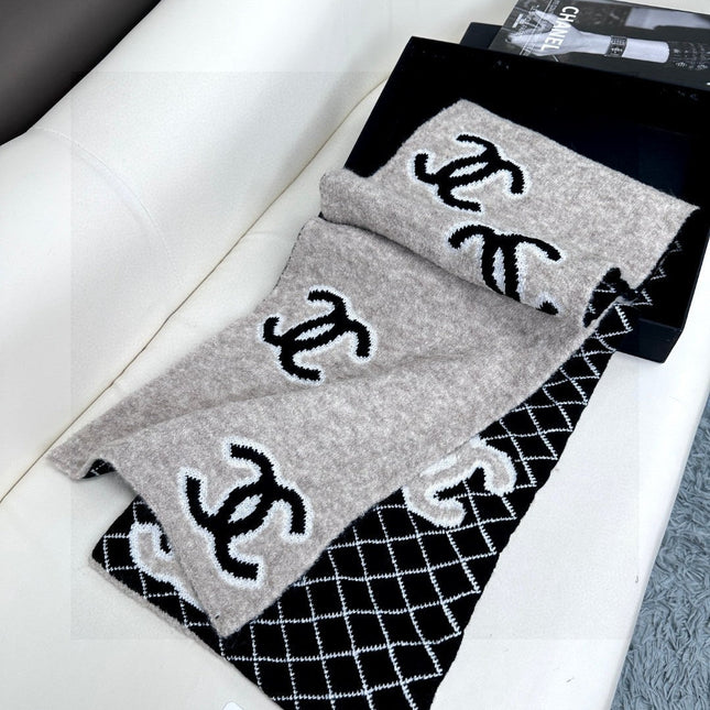 CHANEL 25S SCARF 185 IN CASHMERE 721525