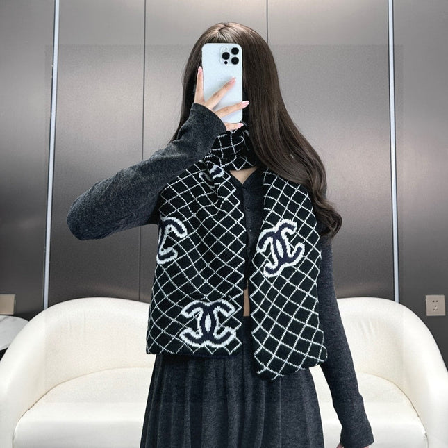 CHANEL 25S SCARF 185 IN CASHMERE 721526