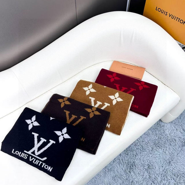 LV SCARF 180 CM IN CASHMERE 700778