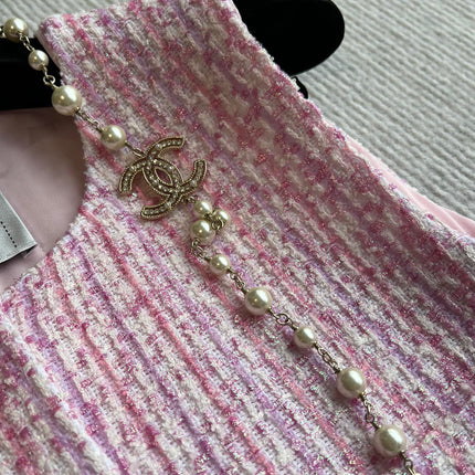 Chanel 25P Gilet Pink Cotton and Wool Tweed 235902