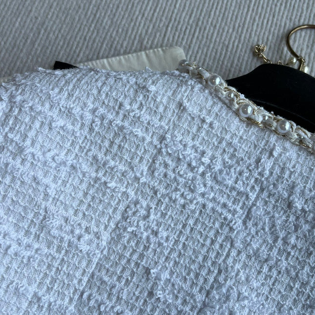 Chanel 25P Cardigan White Tweed With Pearl 234889