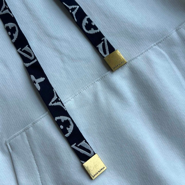 LOUIS VUITTON HOODED SWEATSHIRT 275701