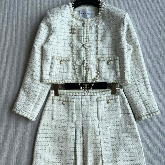 CHANEL WOOL COAT STYLE 9