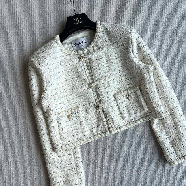 CHANEL WOOL COAT STYLE 9