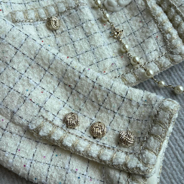 CHANEL WOOL COAT STYLE 9