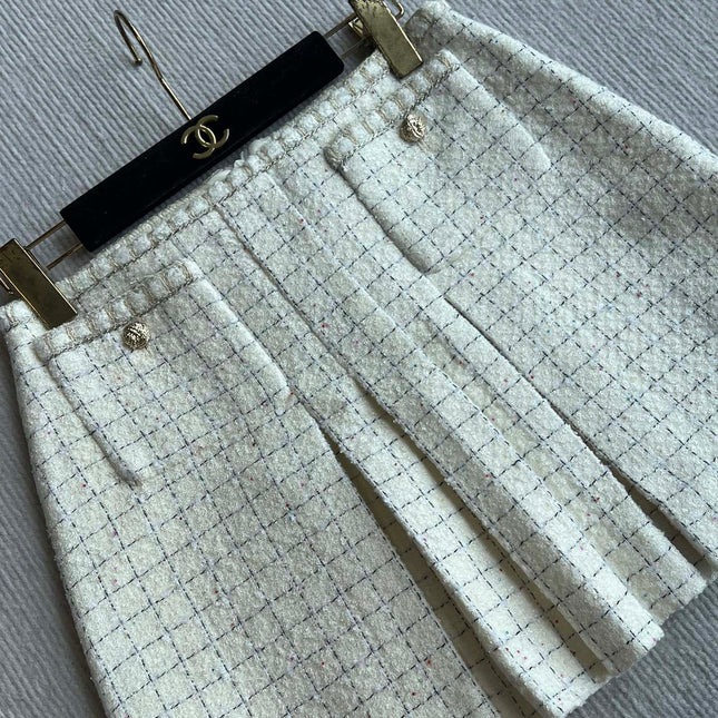 CHANEL MINI SKIRT STYLE 8