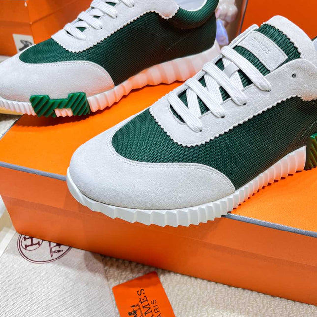 BOUNCING SNEAKER IN PALE GRAY SUEDE AND GREEN FOREST KNIT