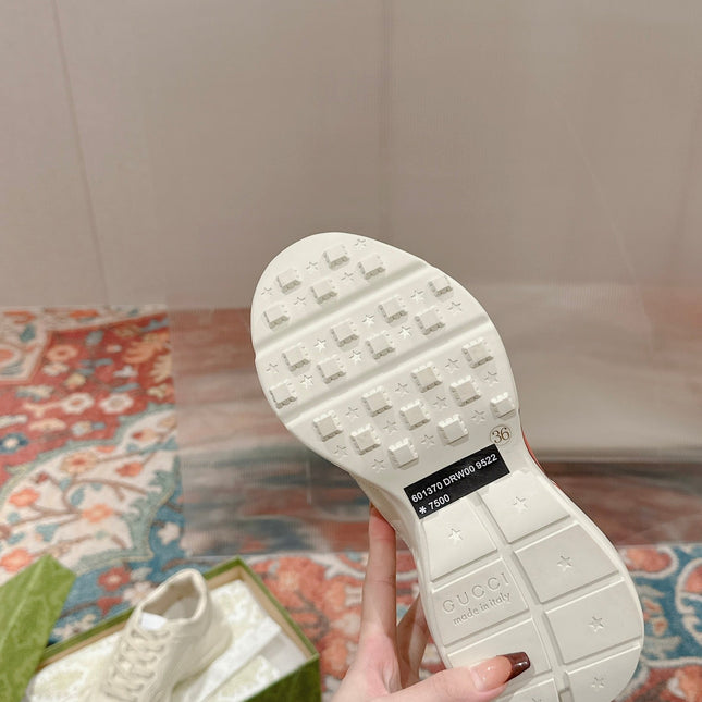 GG RHYTON TRAINER WHITE CALFSKIN WITH APPLE MOTIF