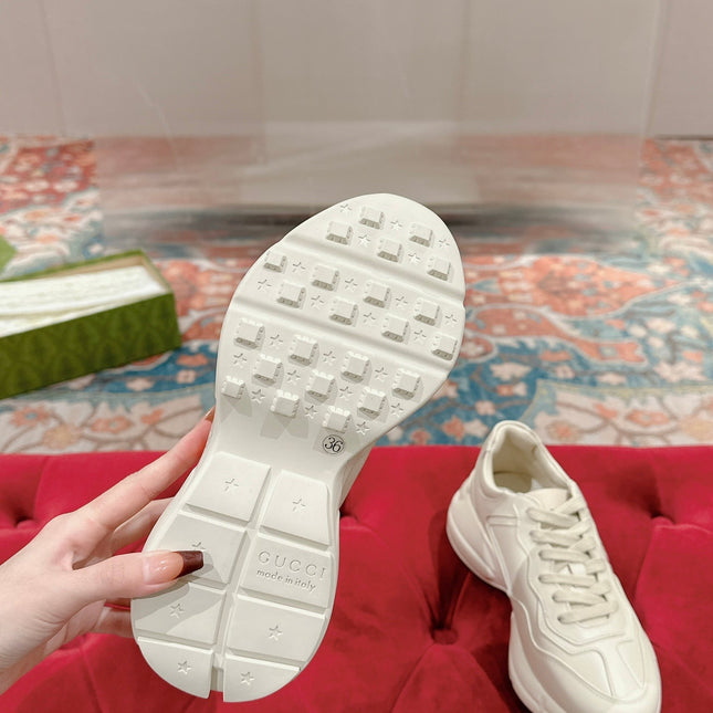 GG RHYTON LOGO TRAINER WHITE CALFSKIN WITH TIGER MOTIF