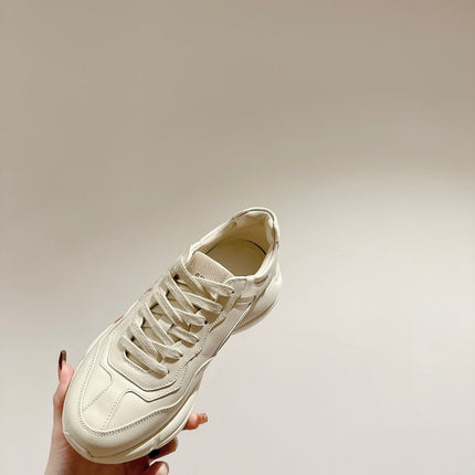 GG RHYTON LOGO TRAINER WHITE CALFSKIN WITH TIGER MOTIF