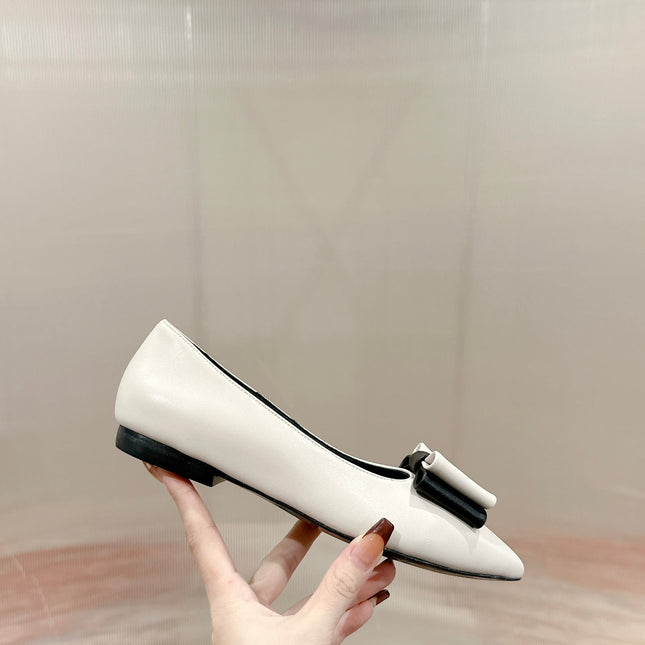 CASSANDRA BALLET FLAT IN WHITE MIX BLACK SMOOTH LAMBSKIN