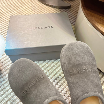 BALENCIAGA 25S AURALEE SLIP-ON 50 MM IN GREY SUEDE