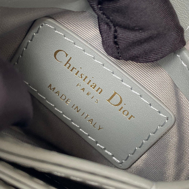 MONTAIGNE WALLET 11 IN OSLO GREY MONOGRAM OBLIQUE JACQUARD