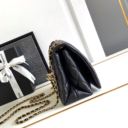 CC MINI 22 HANDBAG IN BLACK CALFSKIN GOLD HARDWARE