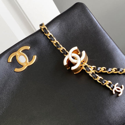 CC MINI 22 HANDBAG IN BLACK CALFSKIN GOLD HARDWARE