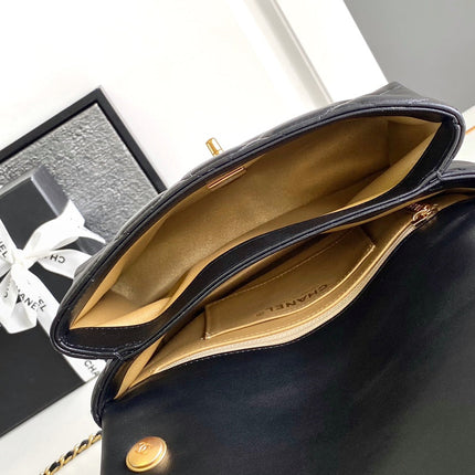 CC MINI 22 HANDBAG IN BLACK CALFSKIN GOLD HARDWARE