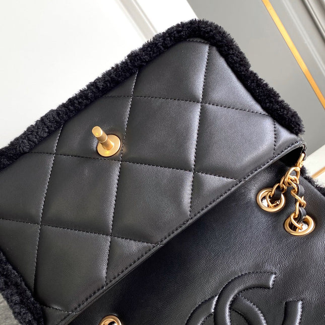 CHANEL 25S FLAP BAG 23.5 CM IN BLACK WOOL AND LAMBSKIN