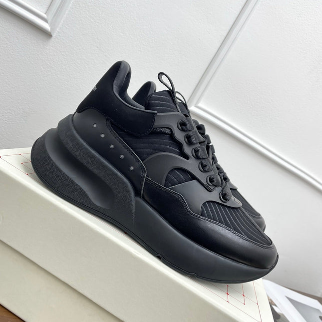 OVERSIZED RUNNER SNEAKERS IN BLACK CALFSKIN AND FABRIC
