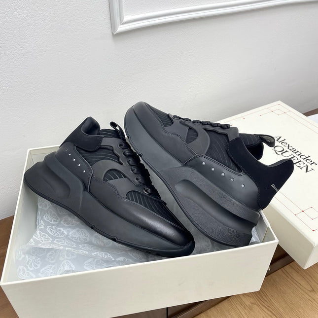 OVERSIZED RUNNER SNEAKERS IN BLACK CALFSKIN AND FABRIC