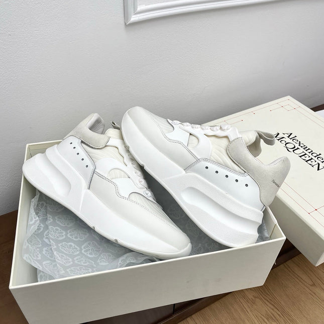 OVERSIZED RUNNER SNEAKERS IN OFF WHITE CALFSKIN AND FABRIC