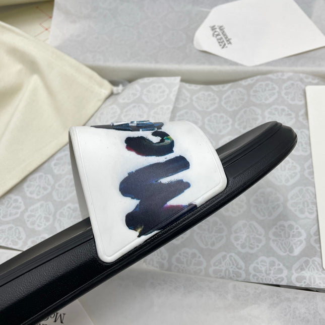 SLIDES SANDAL IN BLACK TPU WHITE STRAP WITH 3D LOGO