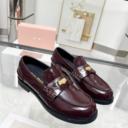 PENNY LOAFERS IN BURGUNDY RED GLOOSY CALFSKIN