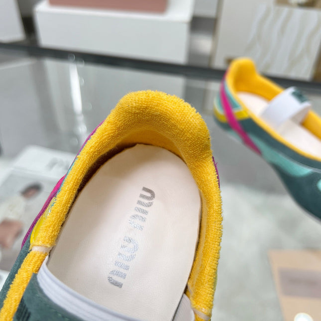 GYMNASIUM BALLERINAS IN GREEN PINK YELLOW TECHNICAL FABRIC AND SUEDE