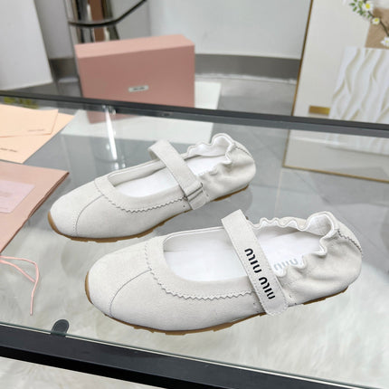 RUCHES NAPPA BALLERINAS IN OFF WHITE SUEDE