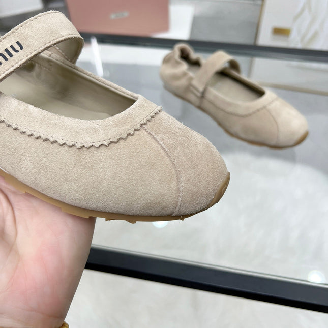 RUCHES NAPPA BALLERINAS IN BEIGE SUEDE