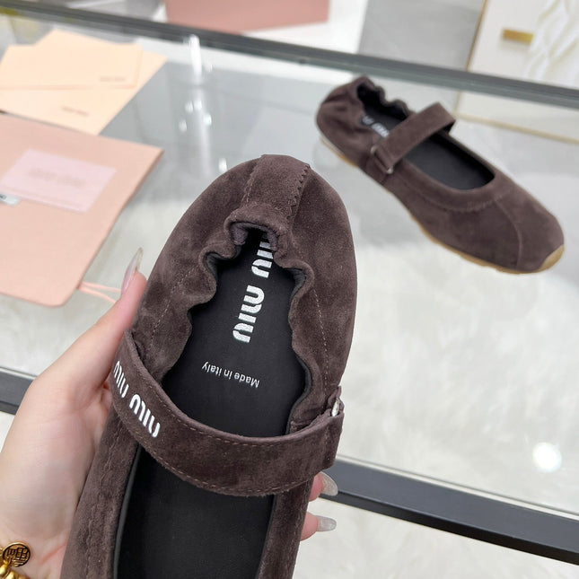 RUCHES NAPPA BALLERINAS IN DARK BROWN SUEDE