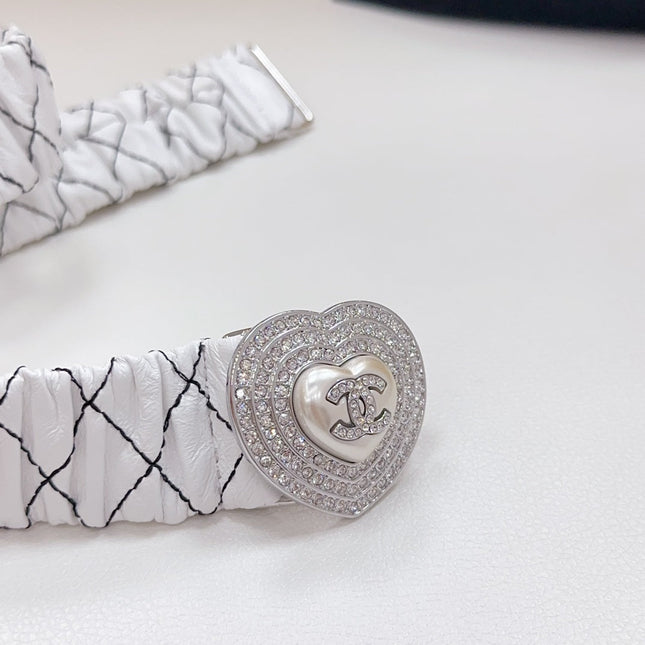 CC ELASTIC 30 MM BELT HEART BUCKLE IN WHITE EMBROIDERED CALFSKIN GOLD HARDWARE ATTACH RHINSTONES