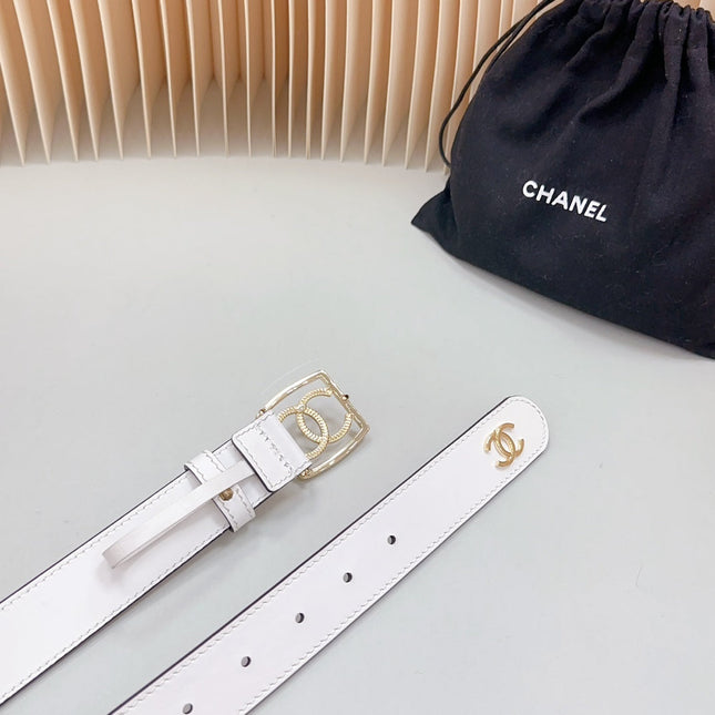 CC 30 MM BELT SQUARE BUCKLE IN WHITE EMBROIDERED CALFSKIN GOLD HARDWARE ATTACH RHINSTONES